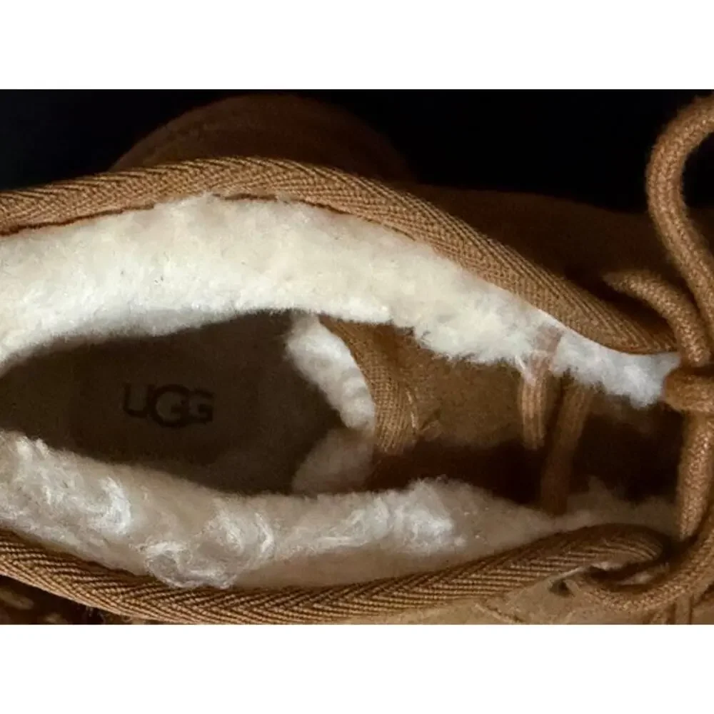 UGG Neumel Heritage Suede NEW No Tags or Box Chestnut Sze 10 Warm Comfort Chukka